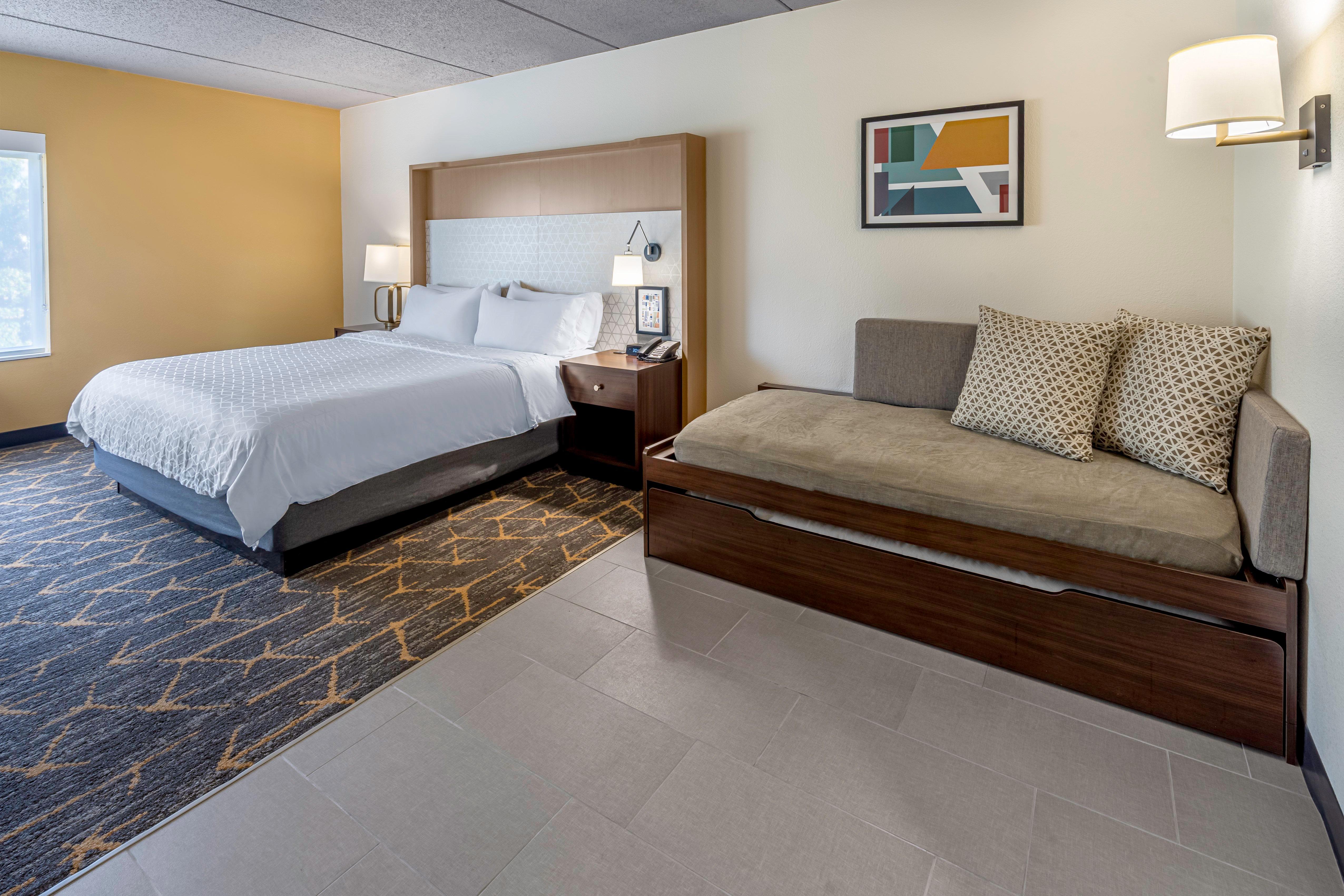 Holiday Inn & Suites Wausau-Rothschild By Ihg Exterior foto